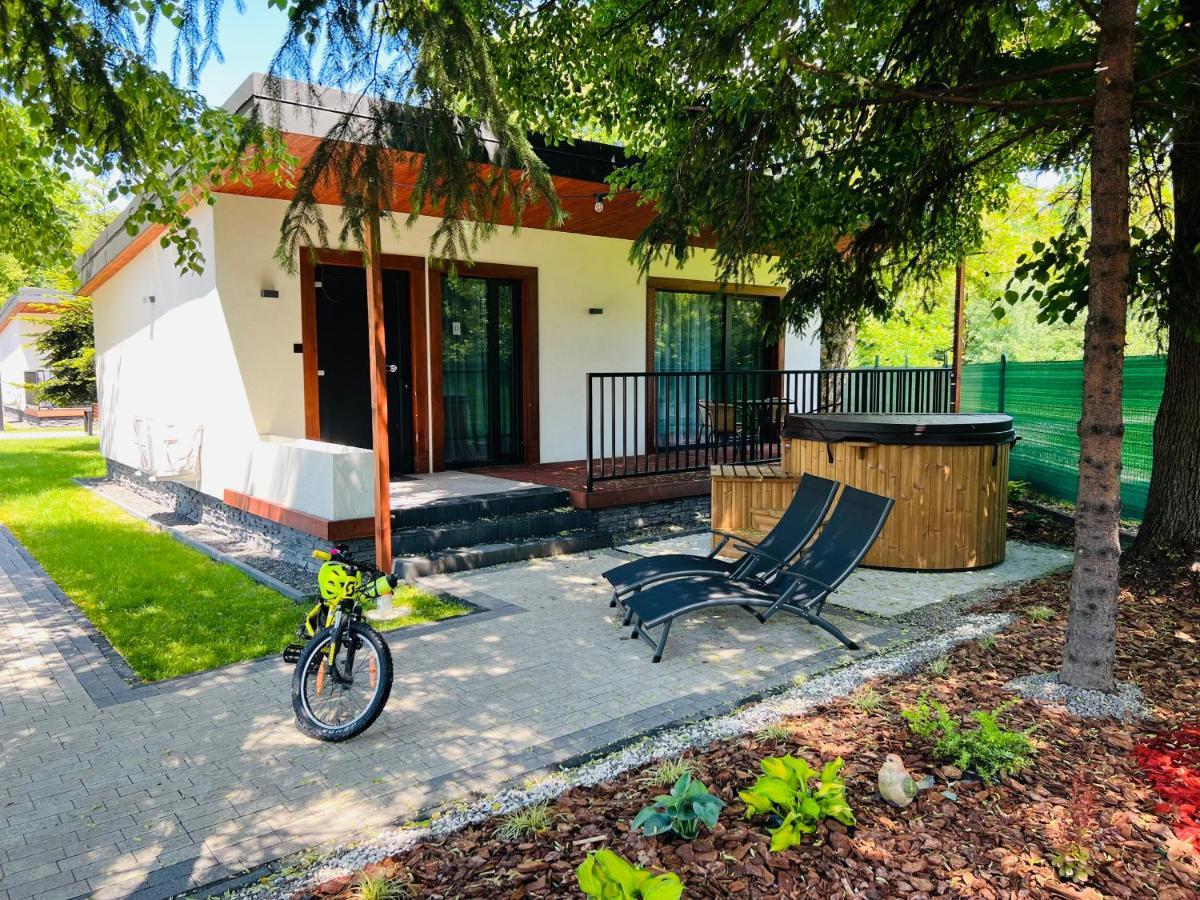 Wrzos Resort & Wellness **** Domki Caloroczne Wegierska Gorka Exterior photo